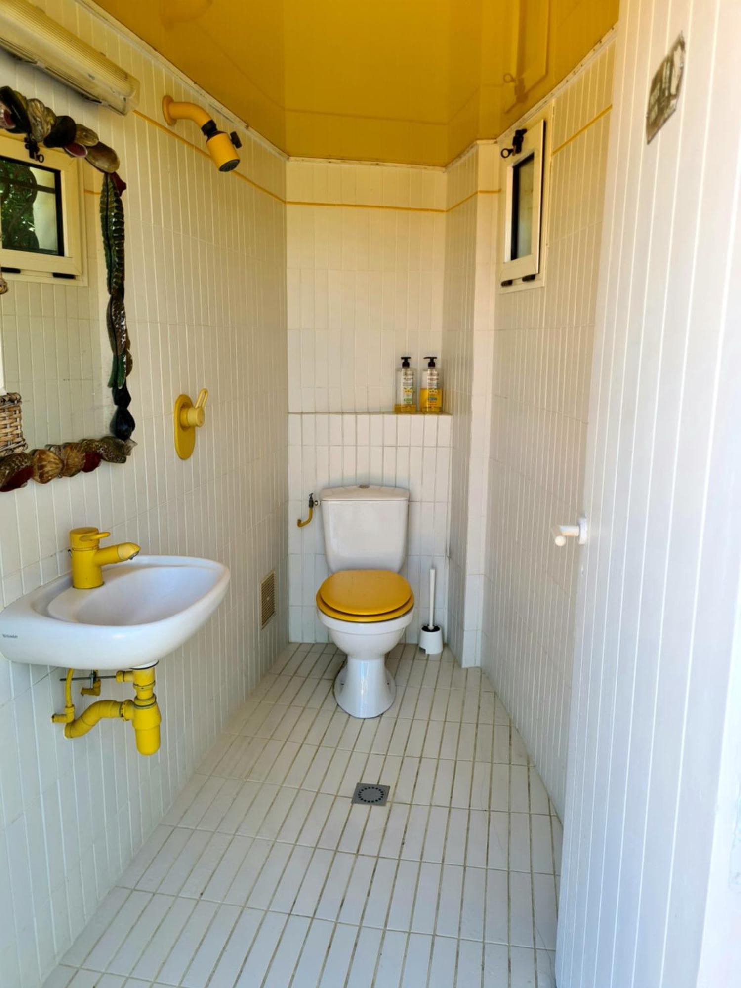 Villa M, Chambres D'Hotes, Vue Mer, Sauna, Piscine A Six-Fours 锡富尔勒普拉日 外观 照片