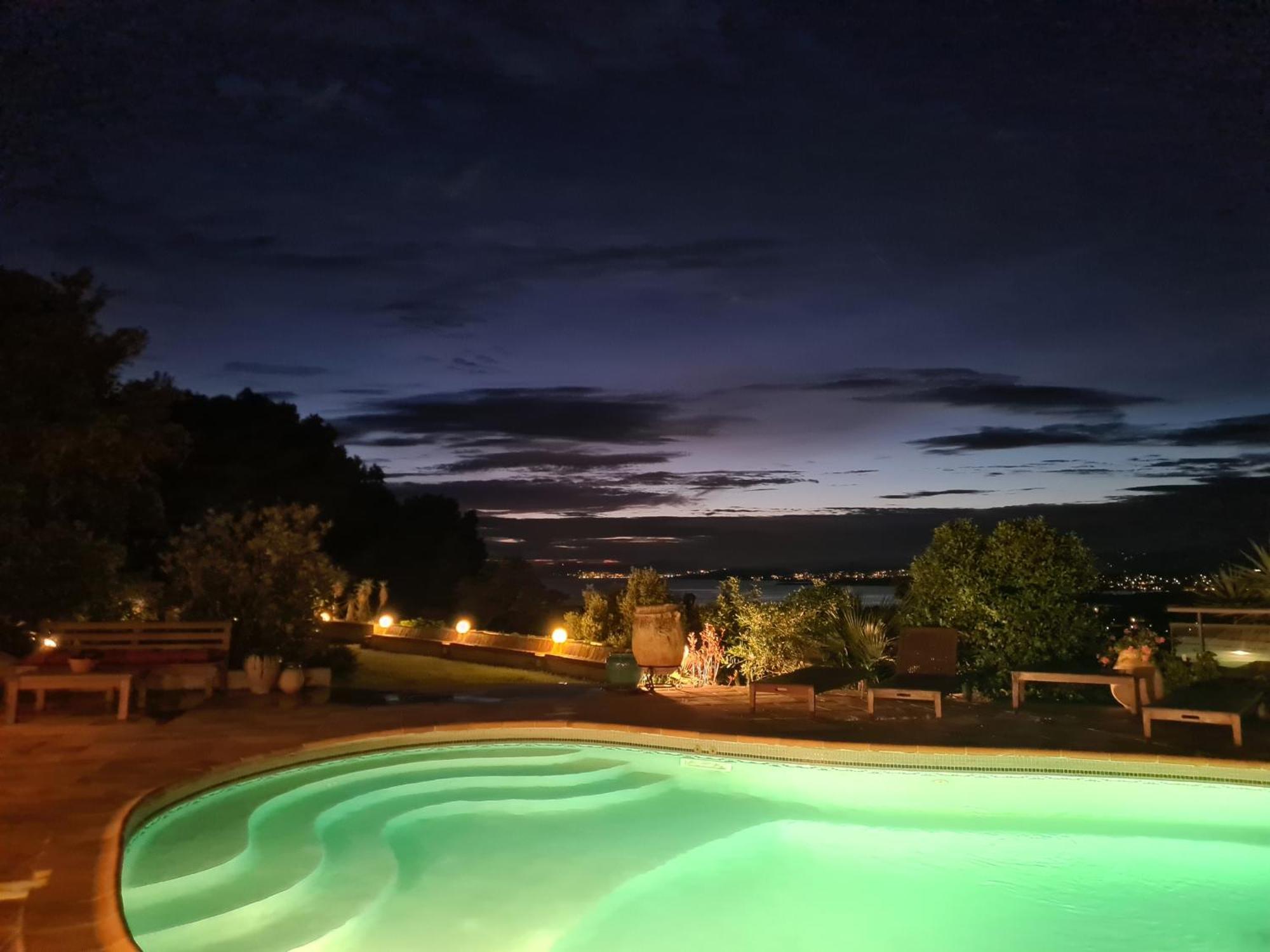 Villa M, Chambres D'Hotes, Vue Mer, Sauna, Piscine A Six-Fours 锡富尔勒普拉日 外观 照片